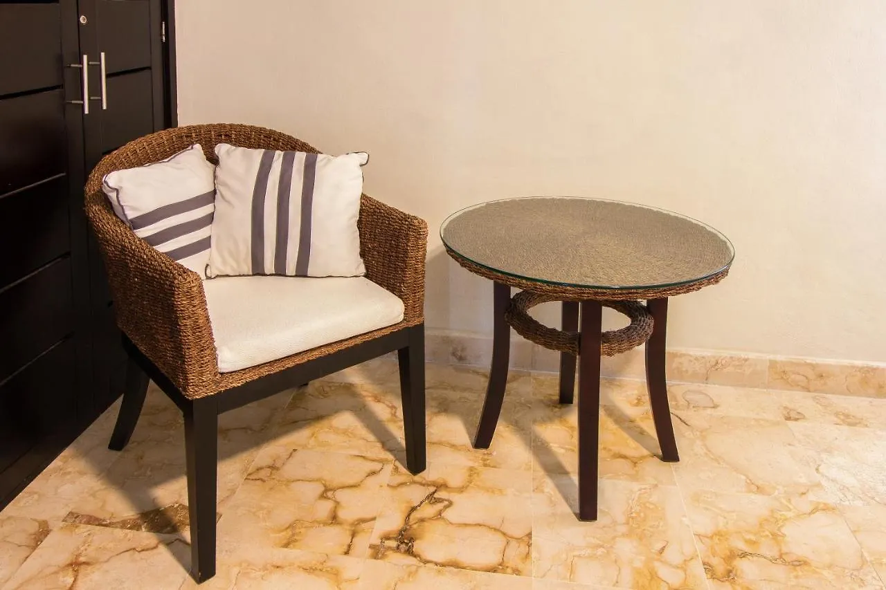 Corto Maltes 203 Apt 2 Bedroom Ocean View 0*, Playa del Carmen Mexico